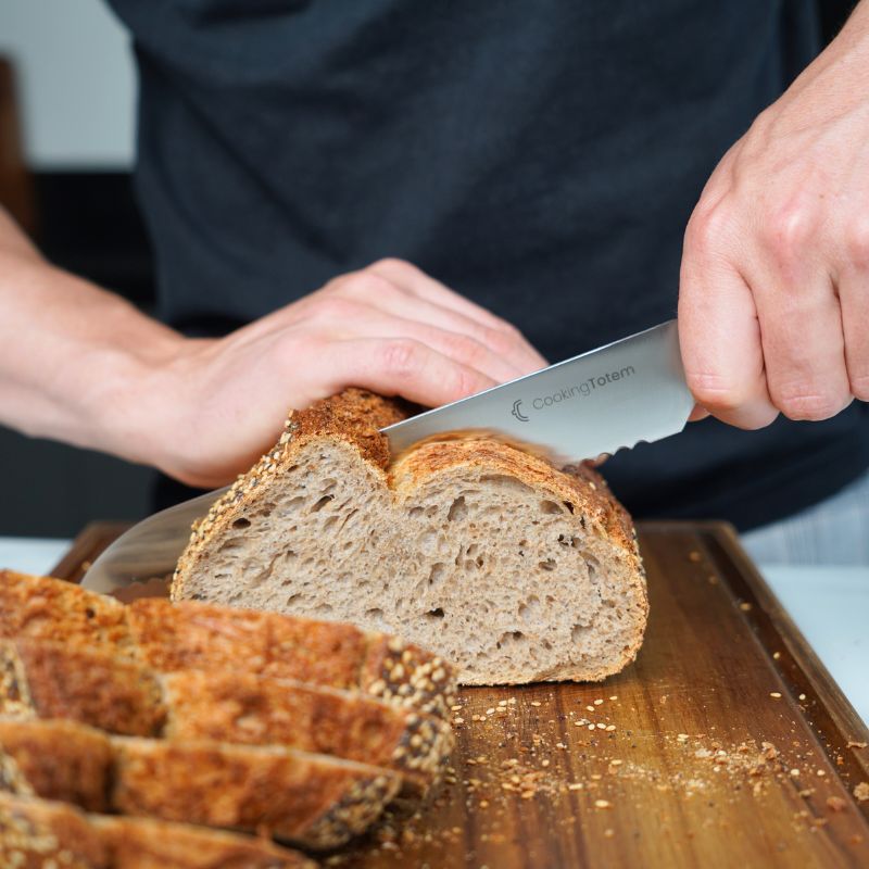 Bread knife 20cm | CookingTotem®️ | German Steel